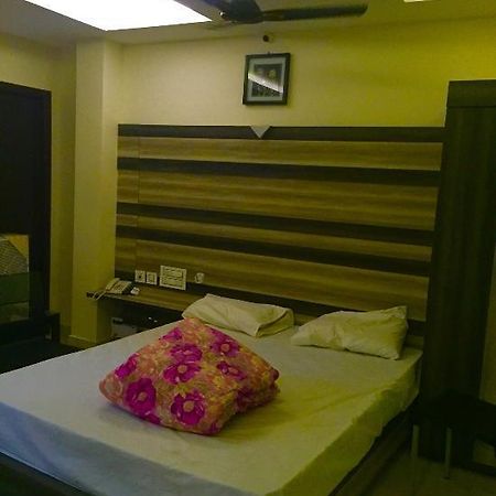 Devibala Residency Hotel Villupuram ภายนอก รูปภาพ